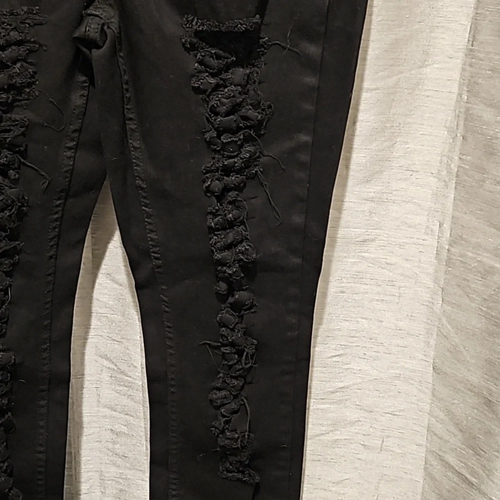 Hot Topic Jeans - Picture 2 of 12